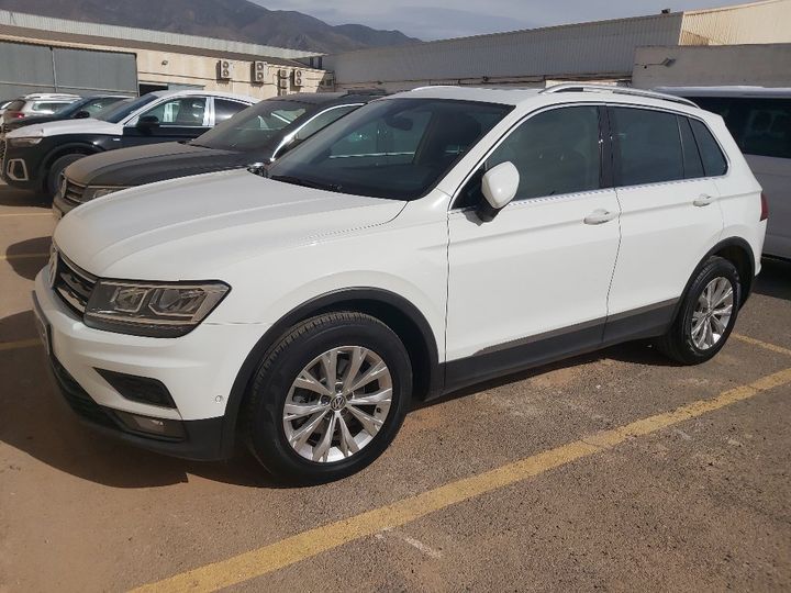 Photo 1 VIN: WVGZZZ5NZJW959549 - VOLKSWAGEN TIGUAN 