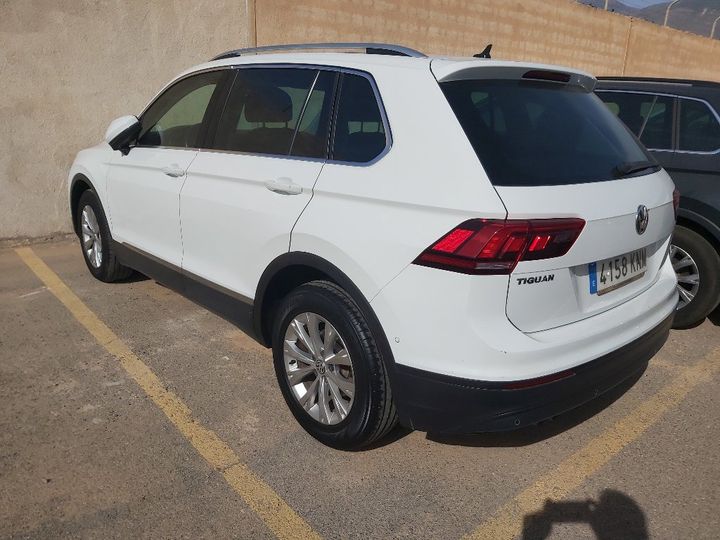 Photo 11 VIN: WVGZZZ5NZJW959549 - VOLKSWAGEN TIGUAN 