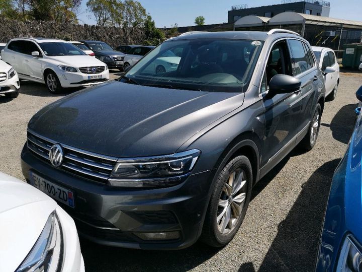 Photo 1 VIN: WVGZZZ5NZJW959931 - VOLKSWAGEN TIGUAN 