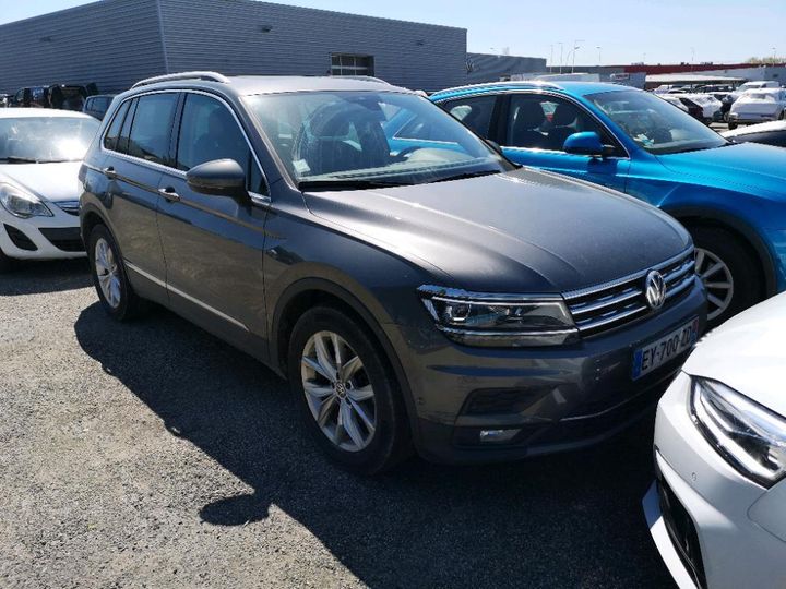 Photo 15 VIN: WVGZZZ5NZJW959931 - VOLKSWAGEN TIGUAN 