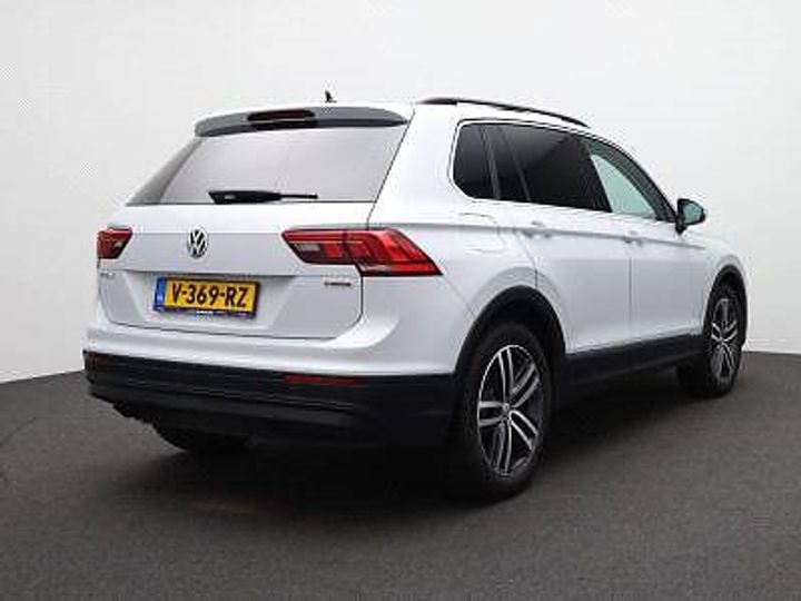 Photo 3 VIN: WVGZZZ5NZJW961151 - VOLKSWAGEN TIGUAN 