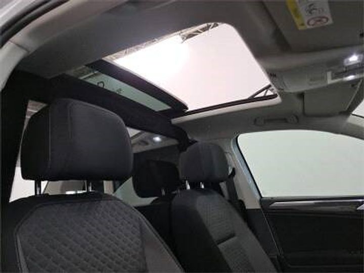 Photo 15 VIN: WVGZZZ5NZJW961608 - VOLKSWAGEN TIGUAN 