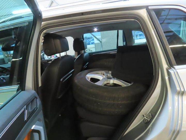 Photo 4 VIN: WVGZZZ5NZJW968269 - VOLKSWAGEN TIGUAN 