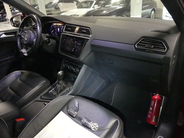 Photo 3 VIN: WVGZZZ5NZJW971801 - VOLKSWAGEN TIGUAN 