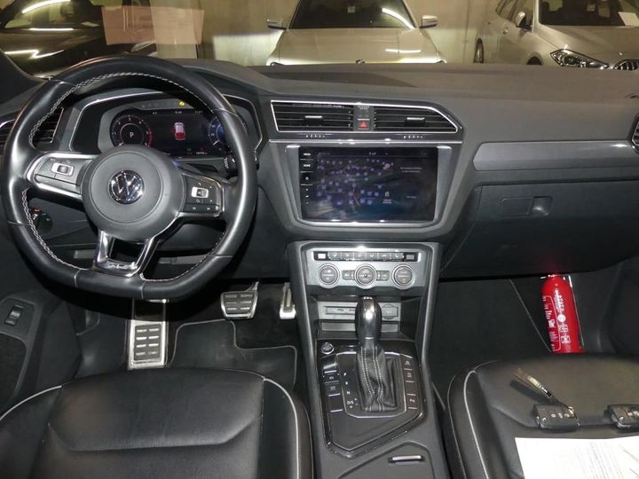 Photo 6 VIN: WVGZZZ5NZJW971801 - VOLKSWAGEN TIGUAN 