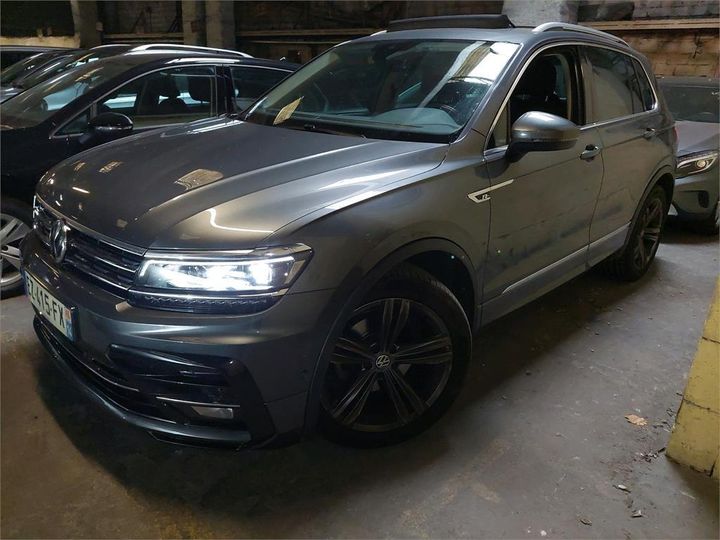 Photo 1 VIN: WVGZZZ5NZJW973064 - VOLKSWAGEN TIGUAN 