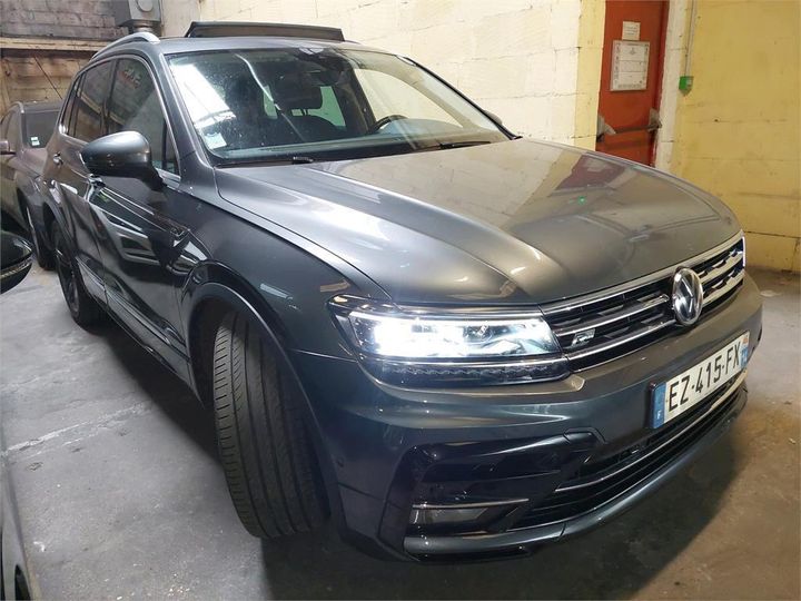 Photo 3 VIN: WVGZZZ5NZJW973064 - VOLKSWAGEN TIGUAN 