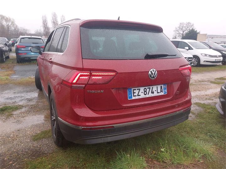 Photo 3 VIN: WVGZZZ5NZJW973206 - VOLKSWAGEN TIGUAN 