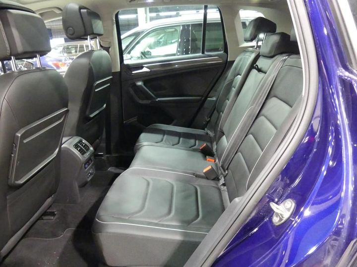 Photo 5 VIN: WVGZZZ5NZJW973358 - VOLKSWAGEN TIGUAN 