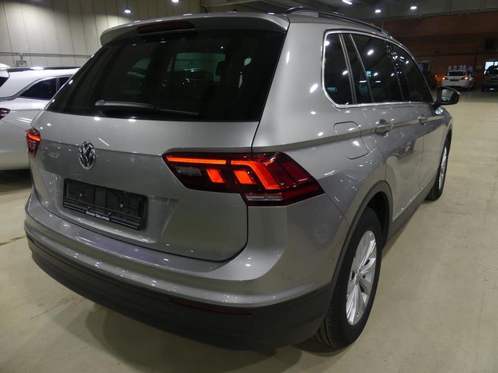 Photo 1 VIN: WVGZZZ5NZJW977593 - VW TIGUAN 