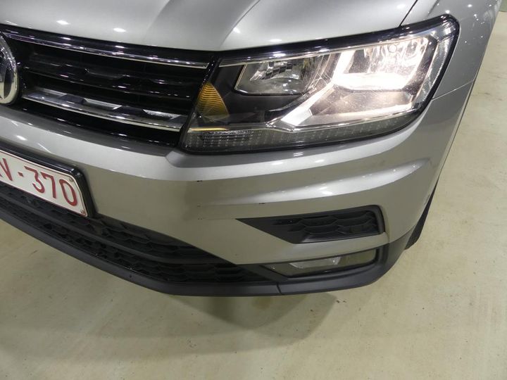 Photo 17 VIN: WVGZZZ5NZJW977593 - VW TIGUAN 