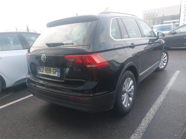 Photo 10 VIN: WVGZZZ5NZJW977825 - VOLKSWAGEN TIGUAN 