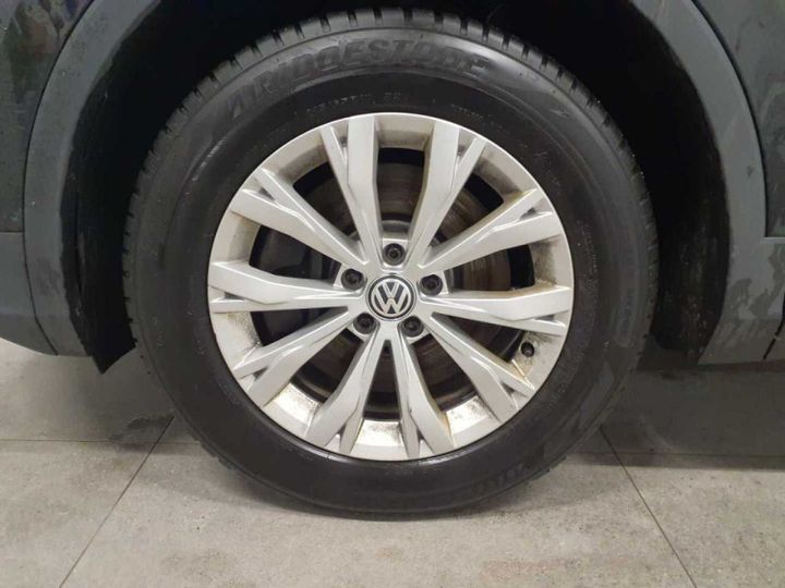 Photo 11 VIN: WVGZZZ5NZJW985974 - VOLKSWAGEN TIGUAN 2.0 TSI 