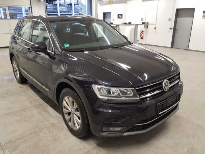 Photo 2 VIN: WVGZZZ5NZJW985974 - VOLKSWAGEN TIGUAN 2.0 TSI 