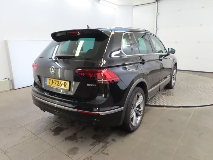 Photo 2 VIN: WVGZZZ5NZJW987628 - VOLKSWAGEN TIGUAN 