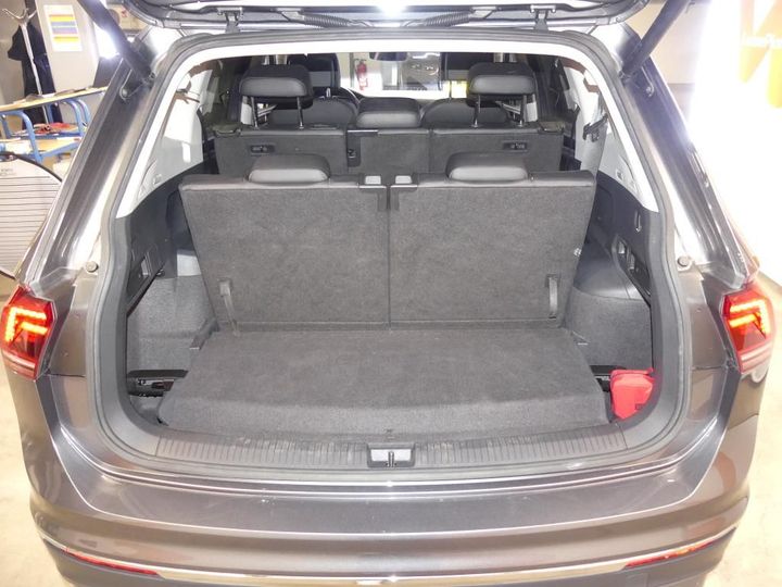 Photo 4 VIN: WVGZZZ5NZKM037227 - VOLKSWAGEN TIGUAN ALLSPACE 