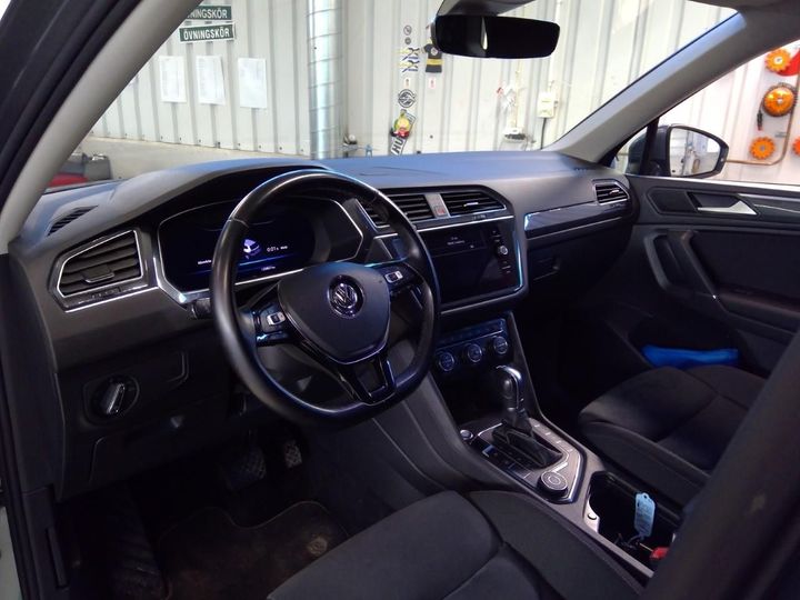 Photo 3 VIN: WVGZZZ5NZKM048131 - VOLKSWAGEN TIGUAN ALLSPACE 