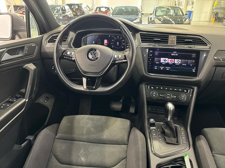 Photo 20 VIN: WVGZZZ5NZKM120812 - VW TIGUAN 