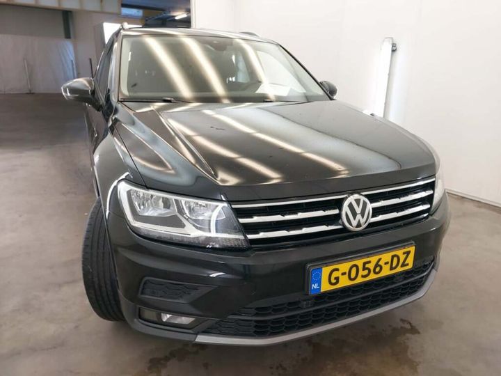 Photo 5 VIN: WVGZZZ5NZKM143830 - VOLKSWAGEN TIGUAN 