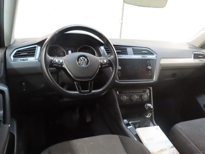 Photo 2 VIN: WVGZZZ5NZKM165901 - VW TIGUAN 