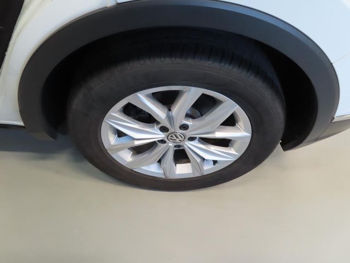 Photo 5 VIN: WVGZZZ5NZKW303782 - VOLKSWAGEN TIGUAN 