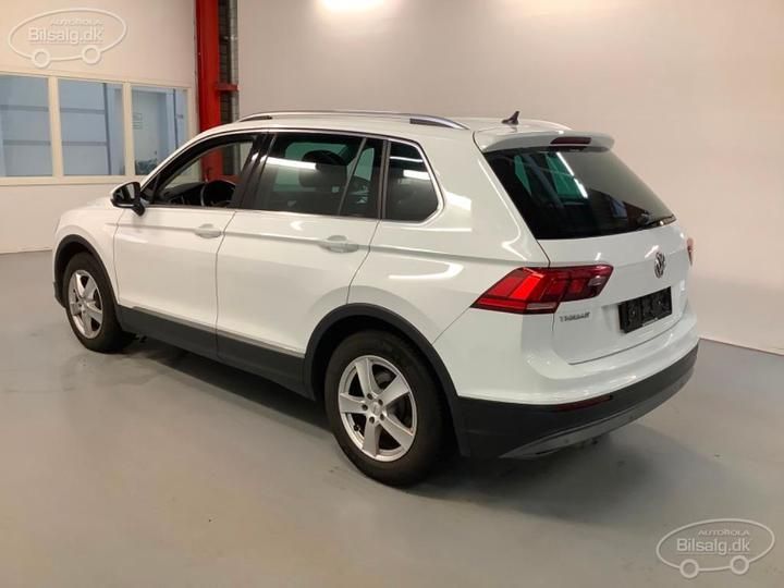 Photo 26 VIN: WVGZZZ5NZKW308117 - VOLKSWAGEN TIGUAN ESTATE 