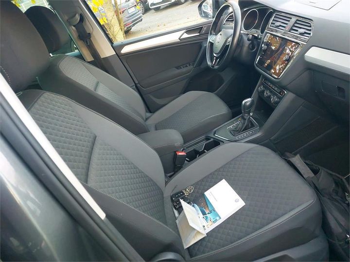 Photo 21 VIN: WVGZZZ5NZKW310382 - VOLKSWAGEN TIGUAN 