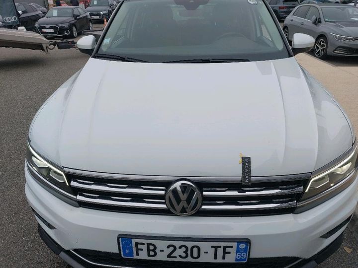 Photo 10 VIN: WVGZZZ5NZKW312986 - VOLKSWAGEN TIGUAN 