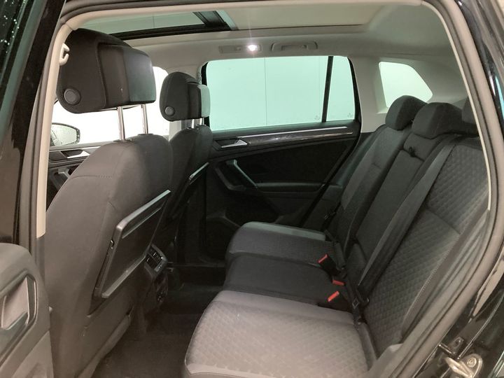 Photo 5 VIN: WVGZZZ5NZKW316355 - VOLKSWAGEN TIGUAN 