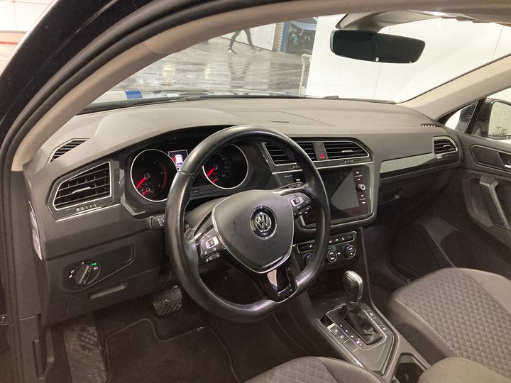 Photo 8 VIN: WVGZZZ5NZKW316355 - VOLKSWAGEN TIGUAN 