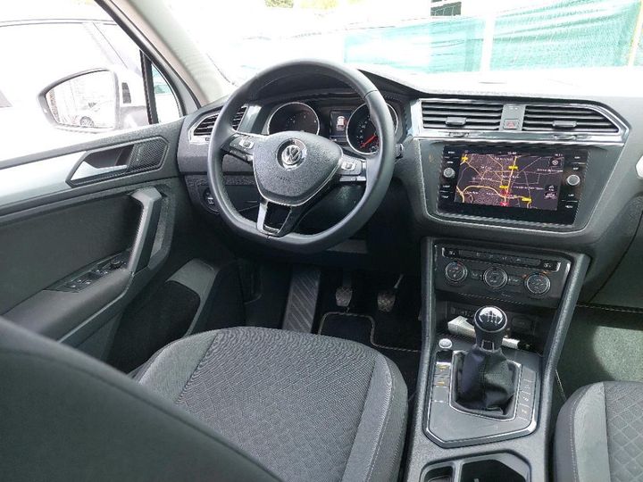 Photo 33 VIN: WVGZZZ5NZKW320735 - VOLKSWAGEN TIGUAN 