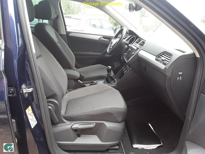 Photo 33 VIN: WVGZZZ5NZKW322705 - VOLKSWAGEN TIGUAN 