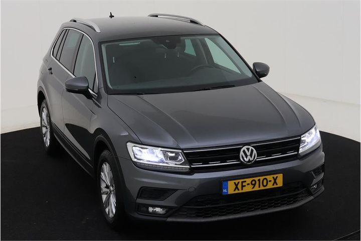 Photo 2 VIN: WVGZZZ5NZKW323225 - VOLKSWAGEN TIGUAN 