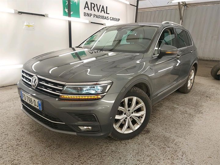 Photo 1 VIN: WVGZZZ5NZKW323858 - VOLKSWAGEN TIGUAN 