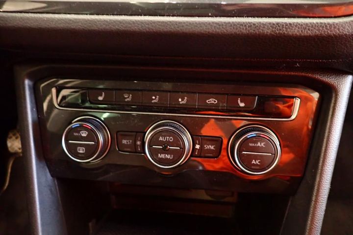 Photo 22 VIN: WVGZZZ5NZKW326169 - VOLKSWAGEN TIGUAN 