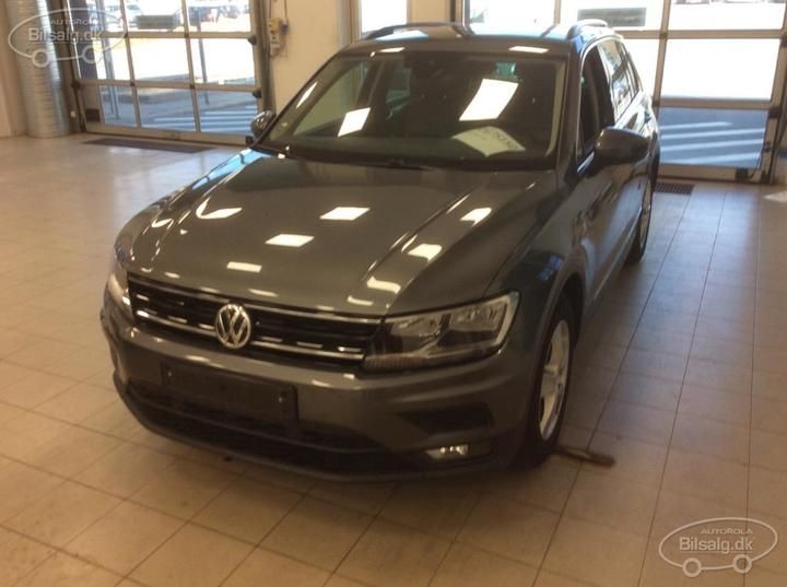 Photo 1 VIN: WVGZZZ5NZKW326400 - VOLKSWAGEN TIGUAN SUV 