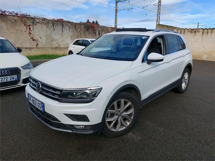 Photo 1 VIN: WVGZZZ5NZKW327131 - VOLKSWAGEN TIGUAN 