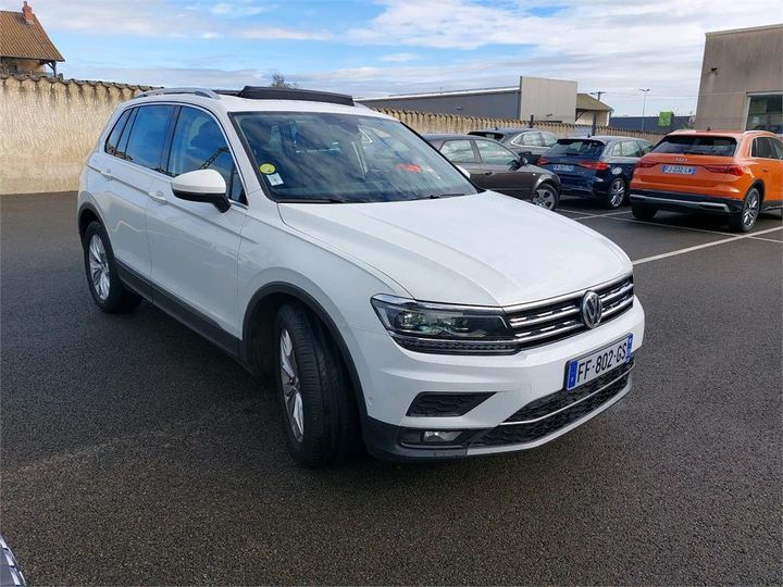 Photo 9 VIN: WVGZZZ5NZKW327131 - VOLKSWAGEN TIGUAN 