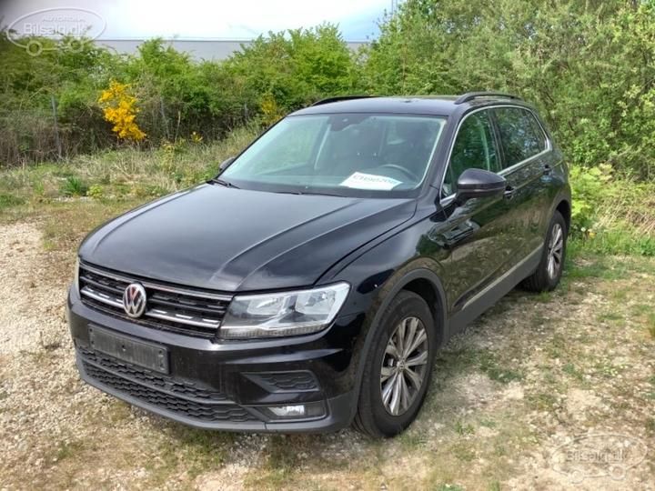 Photo 1 VIN: WVGZZZ5NZKW327224 - VOLKSWAGEN TIGUAN SUV 