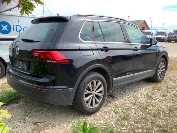 Photo 3 VIN: WVGZZZ5NZKW327224 - VOLKSWAGEN TIGUAN SUV 