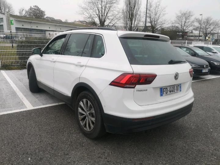 Photo 8 VIN: WVGZZZ5NZKW329156 - VOLKSWAGEN TIGUAN 