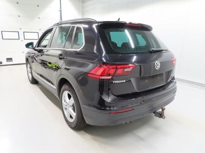 Photo 2 VIN: WVGZZZ5NZKW330359 - VOLKSWAGEN TIGUAN 