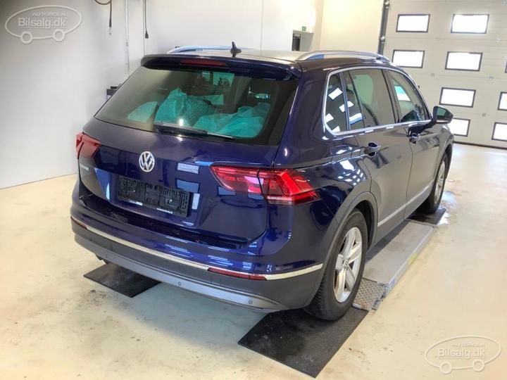 Photo 20 VIN: WVGZZZ5NZKW330881 - VOLKSWAGEN TIGUAN ESTATE 