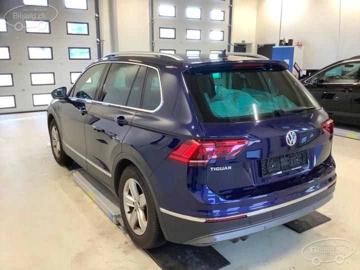 Photo 21 VIN: WVGZZZ5NZKW330881 - VOLKSWAGEN TIGUAN ESTATE 