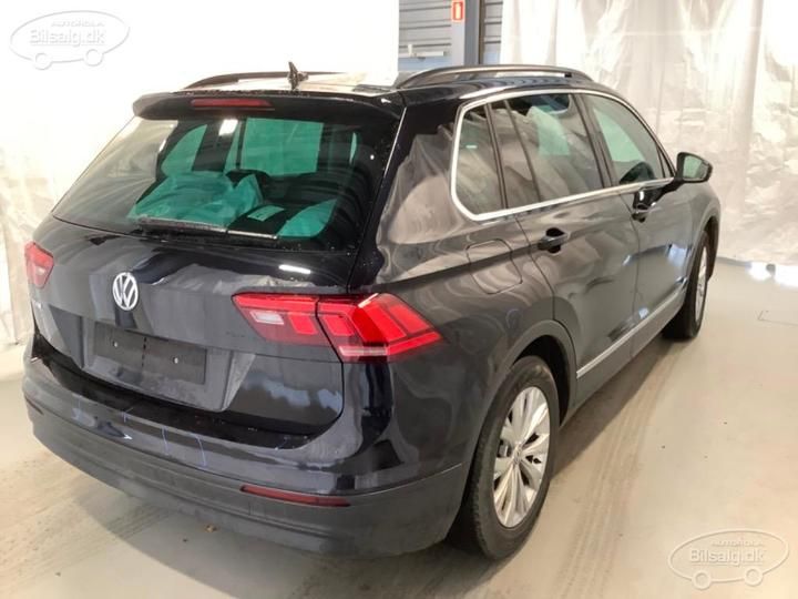 Photo 3 VIN: WVGZZZ5NZKW334889 - VOLKSWAGEN TIGUAN ESTATE 