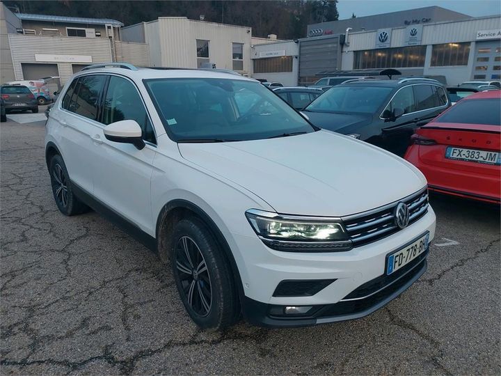 Photo 8 VIN: WVGZZZ5NZKW337682 - VOLKSWAGEN TIGUAN 