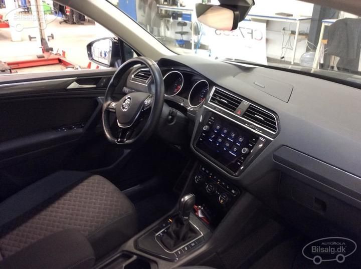 Photo 16 VIN: WVGZZZ5NZKW338402 - VOLKSWAGEN TIGUAN SUV 