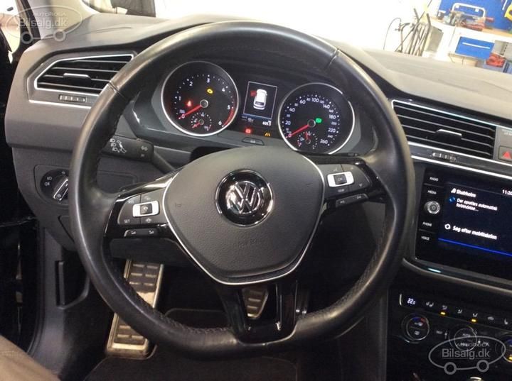 Photo 6 VIN: WVGZZZ5NZKW338402 - VOLKSWAGEN TIGUAN SUV 