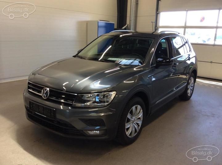 Photo 1 VIN: WVGZZZ5NZKW338656 - VOLKSWAGEN TIGUAN SUV 