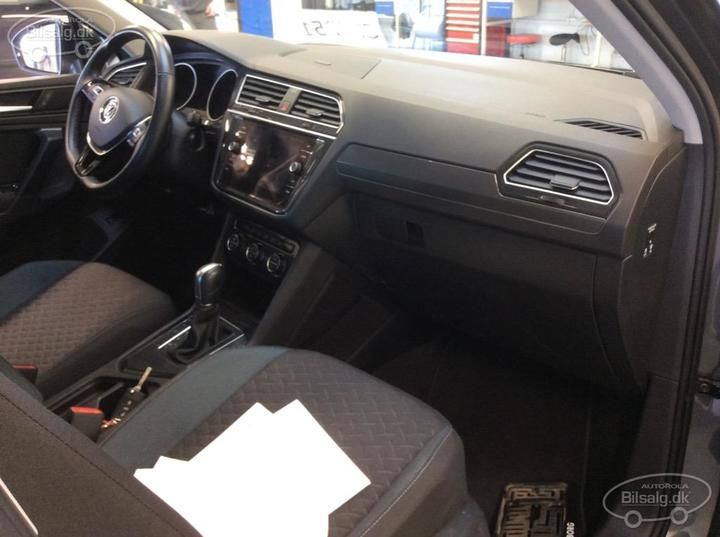 Photo 3 VIN: WVGZZZ5NZKW338656 - VOLKSWAGEN TIGUAN SUV 